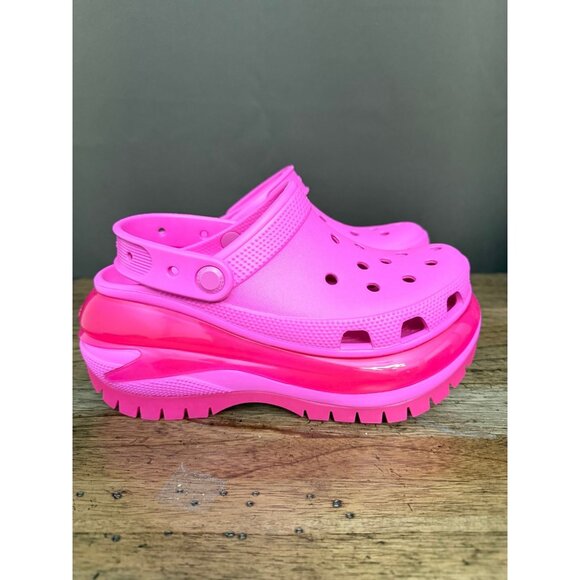 Crocs Classic Mega Crush Clogs - Picture 3 of 9